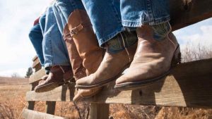 How to Wear Cowboy Boots in a Stylish Manner